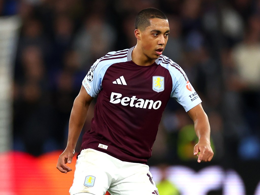 Tielemans calls for teammate to “keep both feet on the ground” following Bologna&nbsp;win