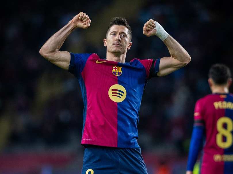 Lewandowski and Torre at the double to send Barcelona three points&nbsp;clear