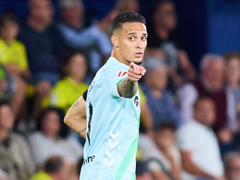 Antony’s Late Brace Denies The Yellow Submarines Three&nbsp;Points